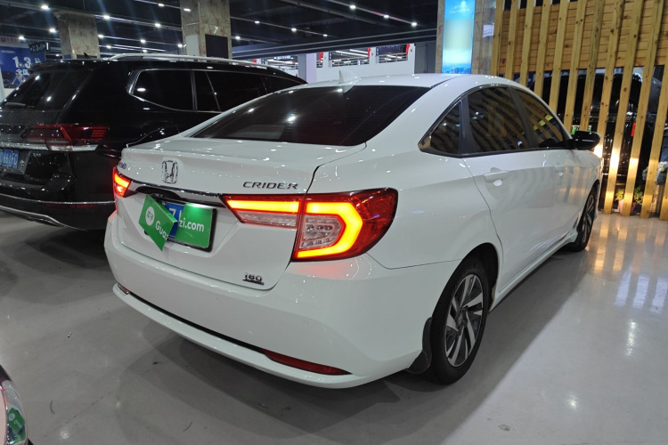 本田 凌派 2019款 180Turbo CVT豪华版 国VI车身外观7