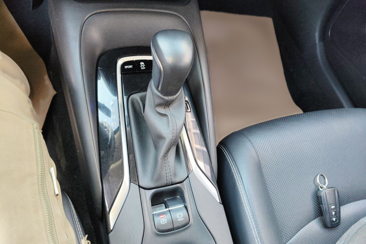 丰田 卡罗拉 2021款 1.2T S-CVT 豪华版局部细节18