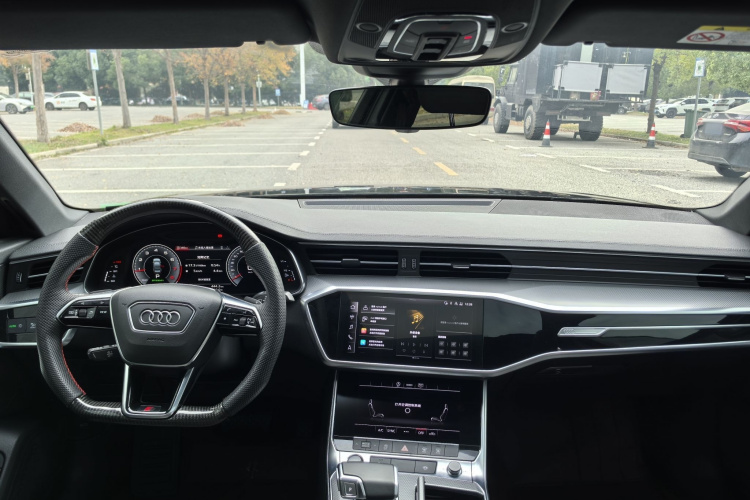 奥迪A6L 2021款 45 TFSI 臻选动感型中控内饰7007