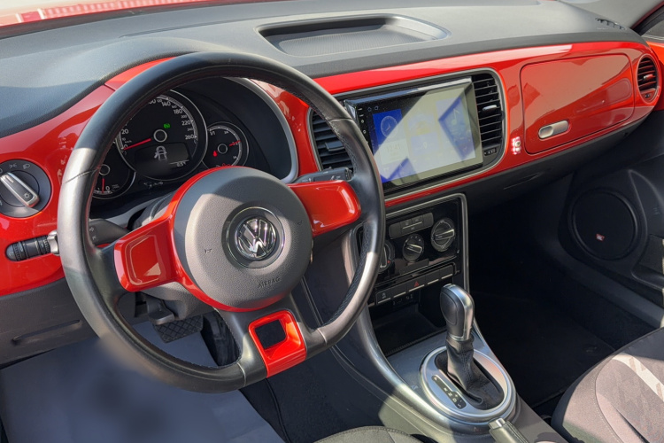 大众 甲壳虫 2017款 180TSI 宜乐版中控内饰7002