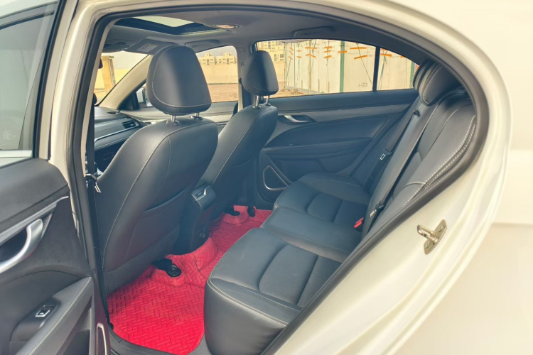 吉利汽车 帝豪 2021款 UP 1.5L CVT向上版车身外观6015