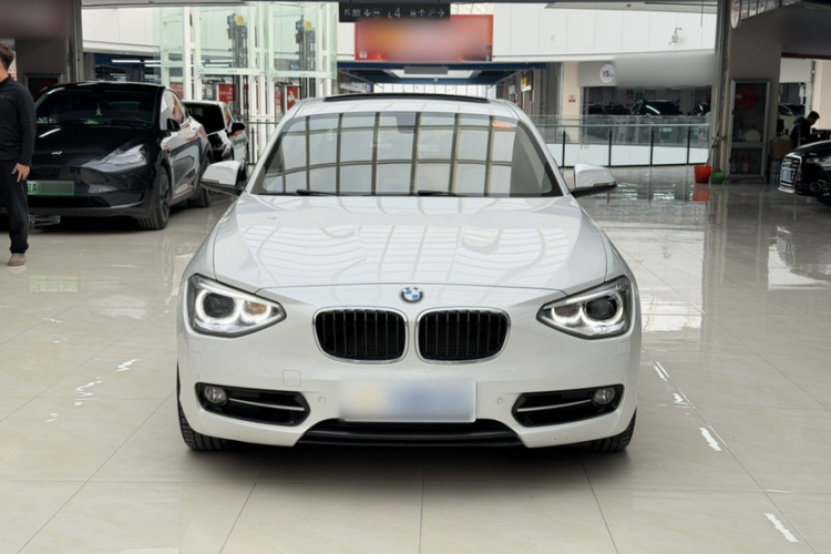 宝马1系(进口) 2013款 改款 118i 运动型车身外观6001