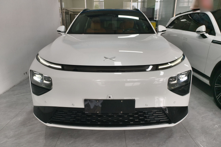 小鹏G9 2022款 702 Pro车身外观6001