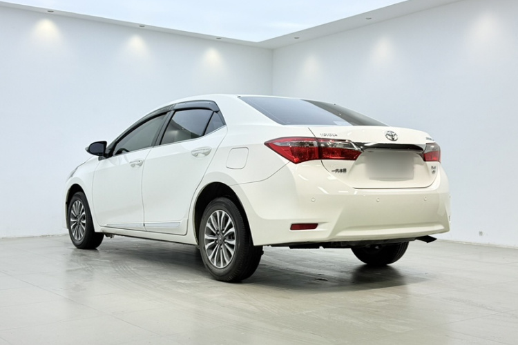 丰田 卡罗拉 2017款 改款 1.2T S-CVT GL-i车身外观6003