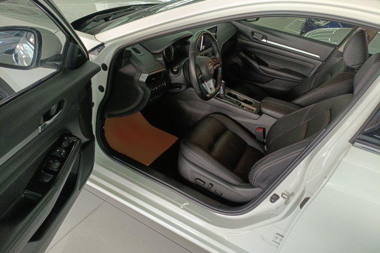 日产 天籁 2020款 2.0T XL Upper AD1 智享领航版中控内饰20