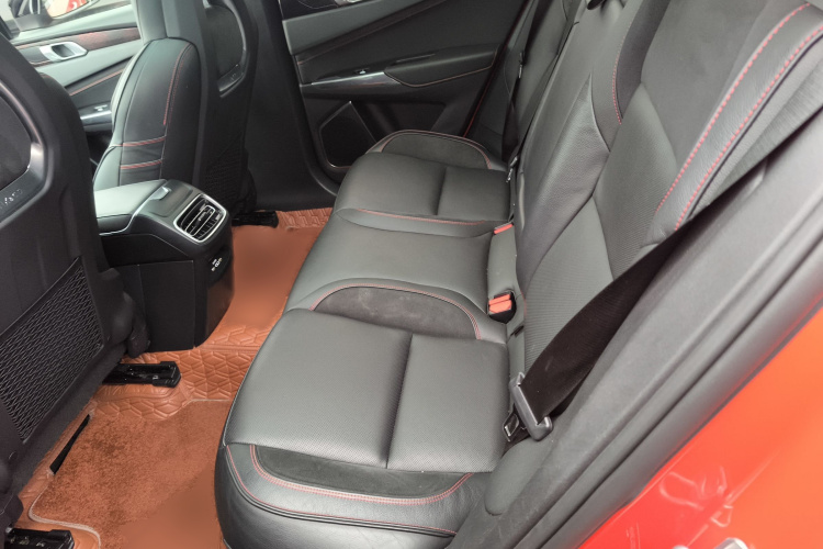 领克01 2017款 2.0T 四驱劲Pro版中控内饰7004