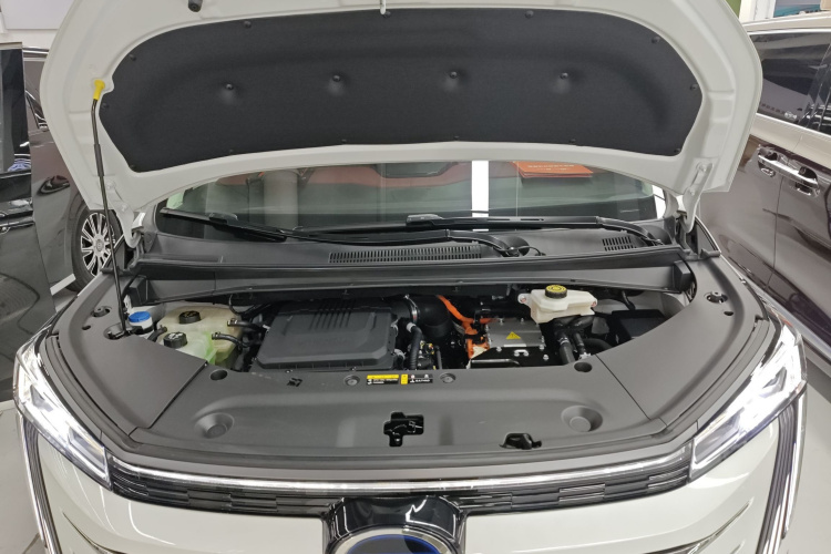 广汽传祺 传祺E9 2023款 E9 MAX机舱底盘24