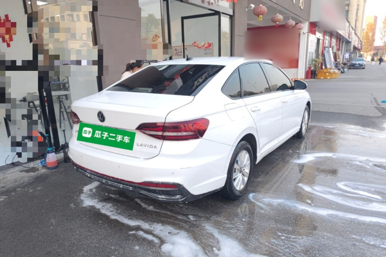 大众 朗逸 2023款 改款 1.5L 自动得逸版车身外观7