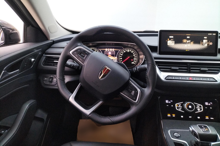 红旗H5 2022款 经典款 1.5T DCT旗悦版中控内饰13