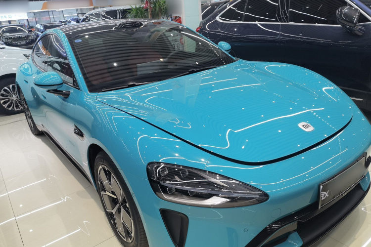 小米汽车 小米SU7 2024款 后驱超长续航高阶智驾Pro版车身外观3