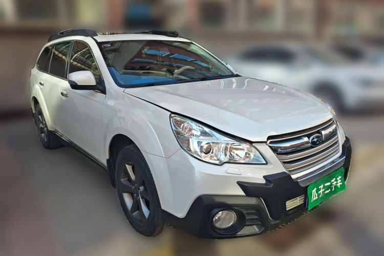 斯巴鲁 傲虎 2014款 2.5i 雅尚智能版车身外观3