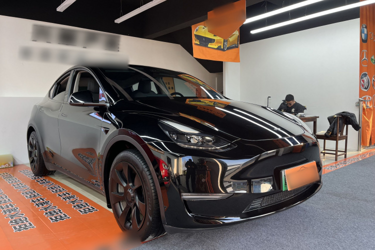 特斯拉 Model Y 2022款 改款 后轮驱动版车身外观6004