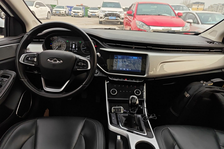 奇瑞 艾瑞泽5 2019款 PRO 1.5L 手动自在版 国VI中控内饰12