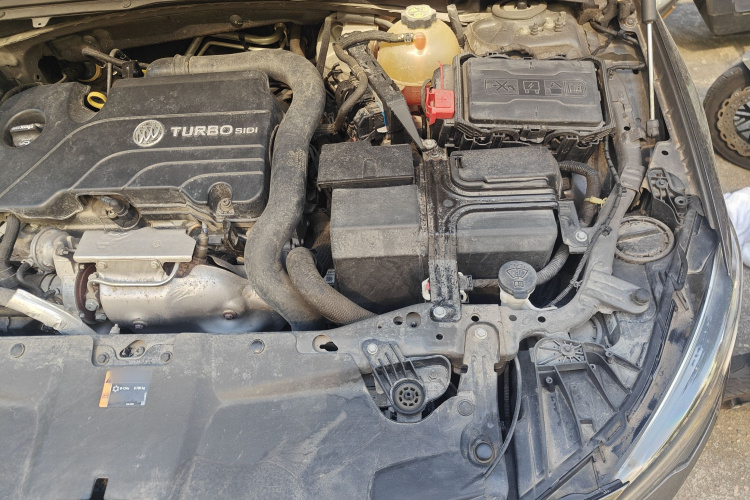 别克 君威 2019款 20T 精英型 国VI局部细节9007