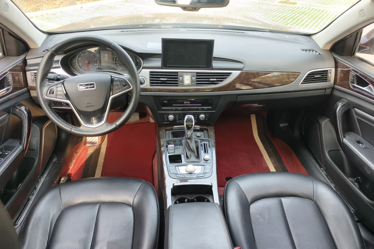 众泰Z700 2016款 1.8T DCT尊贵型中控内饰7003