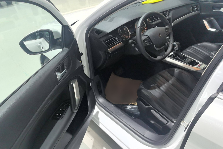 标致408 2020款 360THP 十周年质臻版中控内饰7002