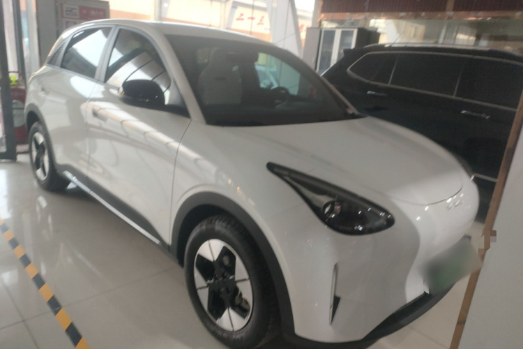 吉利银河 星愿 2025款 UP 410km 探索版车身外观3