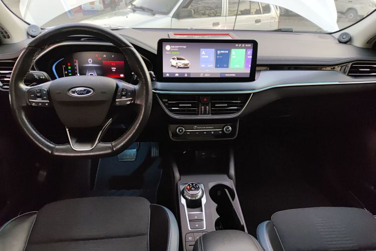 福特 福克斯 2021款 猎装版 EcoBoost 180 自动猎潮型中控内饰12