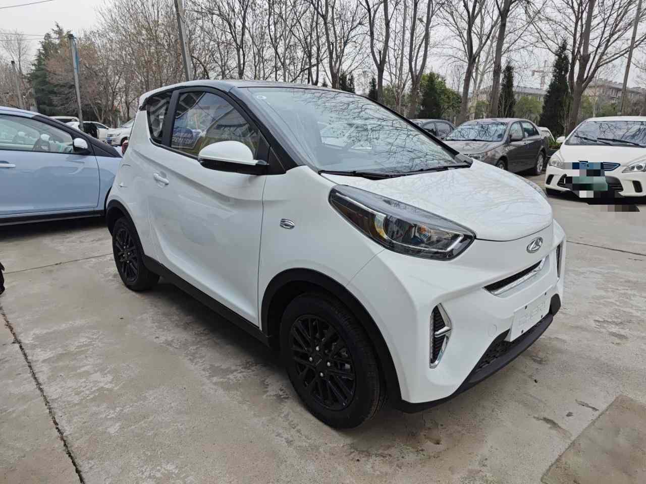 奇瑞QQ 小蚂蚁 2024款 改款 青春版 251km 真爱版 25.05kWh(5)