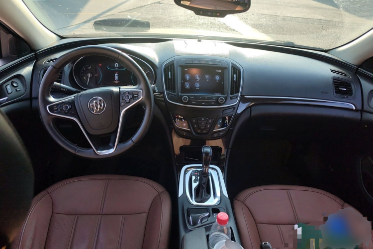 别克 君威 2014款 2.4L SIDI豪华时尚型中控内饰12