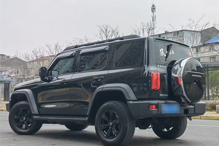 坦克300 2021款 越野版 2.0T 征服者车身外观6004