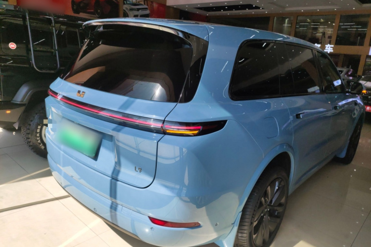 理想汽车 理想L9 2022款 Max车身外观7