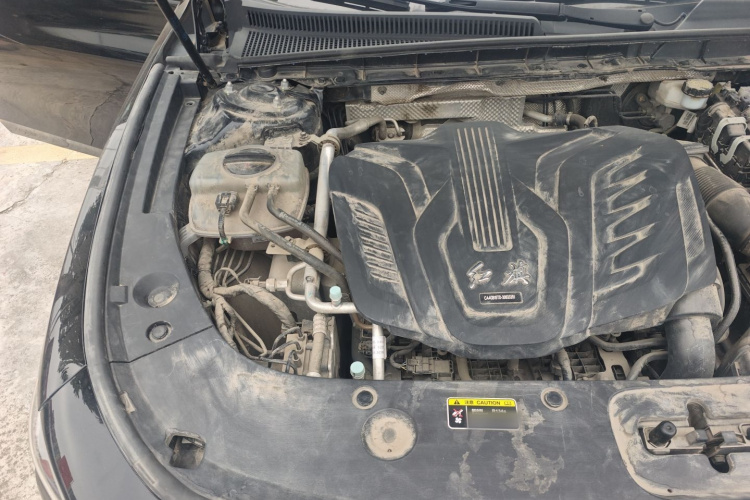 红旗H5 2023款 1.5T DCT智联旗韵版机舱底盘25