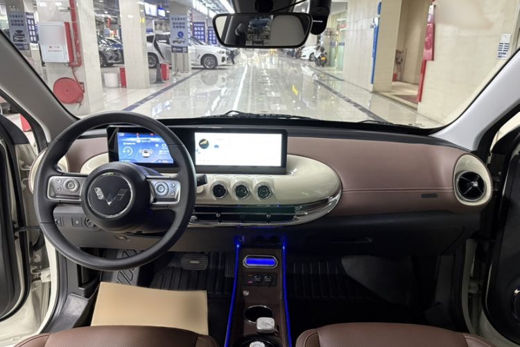 五菱汽车 五菱缤果 2023款 333km 悦享+款中控内饰7004