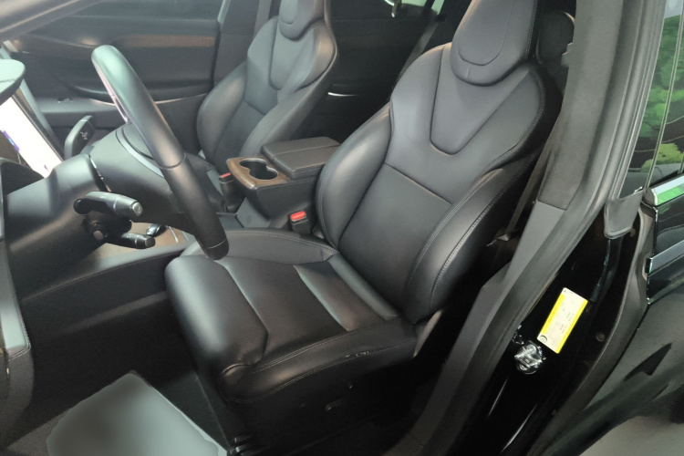 特斯拉 Model X 2019款 长续航版中控内饰19