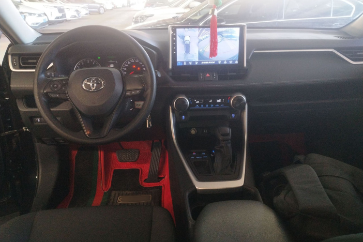 丰田 威兰达 2022款 改款 2.0L CVT两驱领先版中控内饰7002