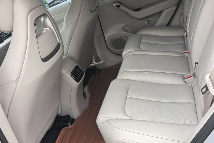 零跑汽车 零跑C11 2023款 纯电 500舒享版中控内饰7004