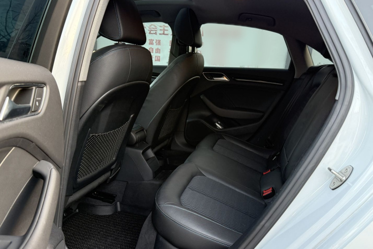 奥迪A3 2020款 Limousine 35 TFSI 时尚型 国VI中控内饰7006