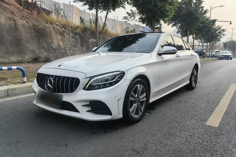 奔驰C级 2021款 C 200 L 时尚型运动版车身外观1