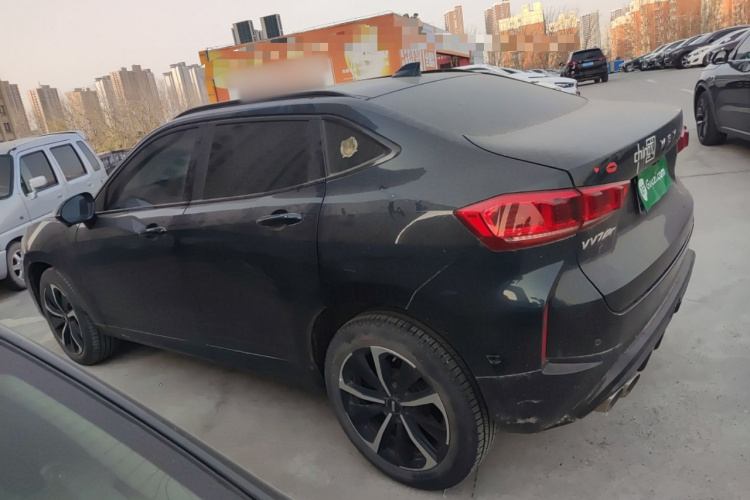 魏牌 VV7 GT 2020款 2.0T 旗舰型车身外观4