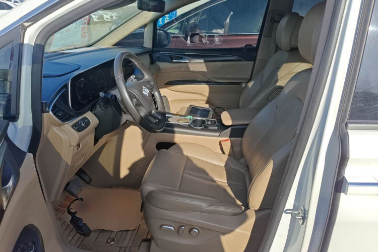 别克GL8 2020款 ES陆尊 653T 旗舰型中控内饰20