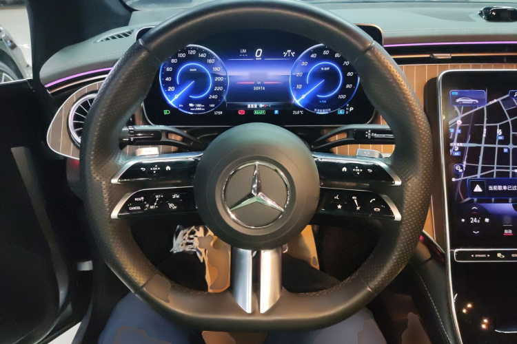 奔驰EQE 2022款 350 先锋版局部细节13