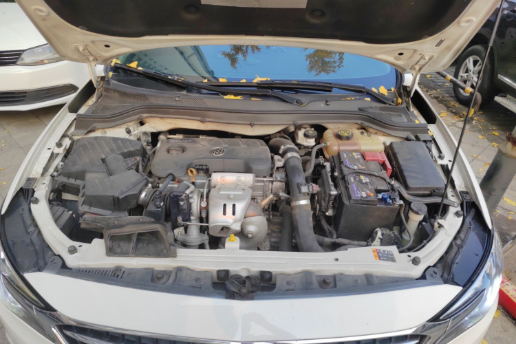 别克 英朗 2018款 18T 自动精英型局部细节24