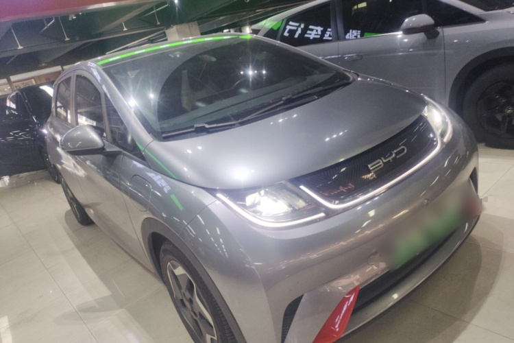 比亚迪 海豚 2021款 405km 时尚版车身外观3