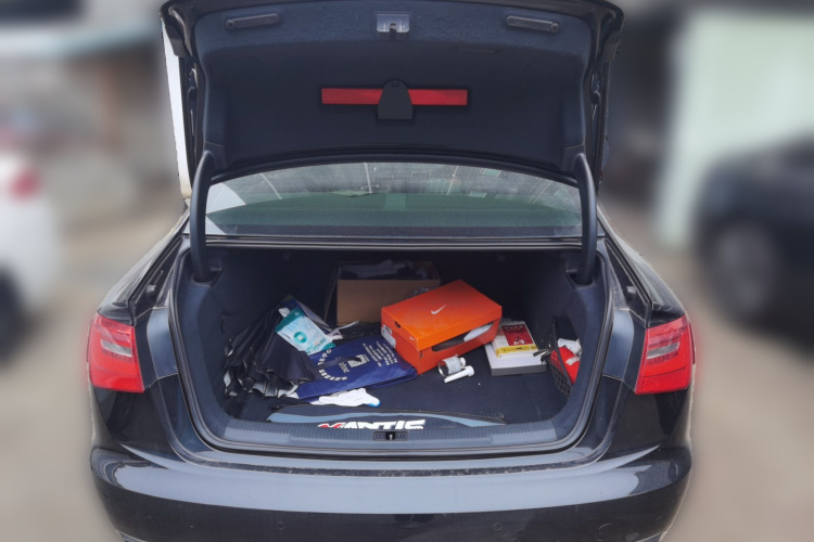 奥迪A6L 2014款 30 FSI 豪华型中控内饰23