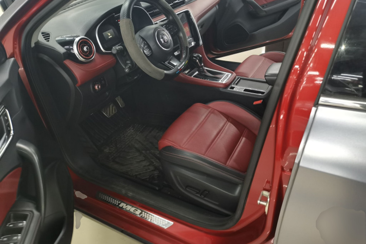 名爵 MG6 2017款 20T 自动Trophy尊享互联网版 国V中控内饰19