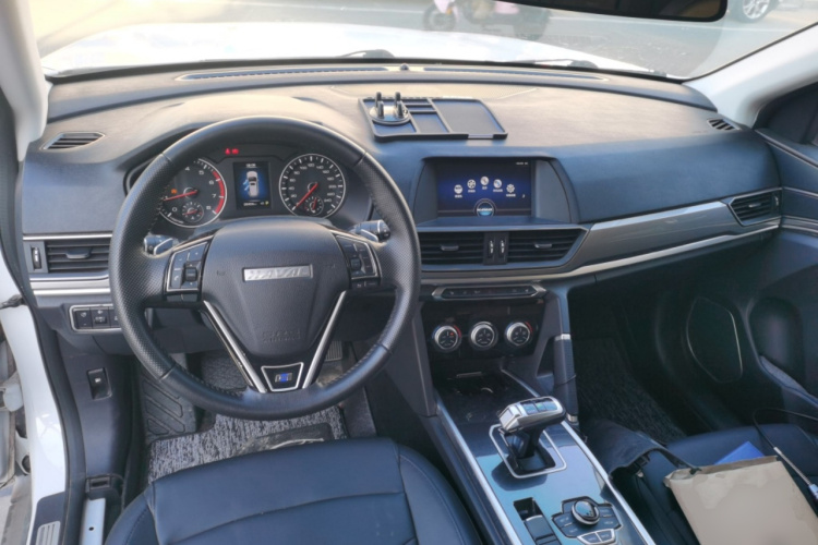 哈弗H6 2018款 蓝标 运动版 1.5T 自动两驱精英型中控内饰12