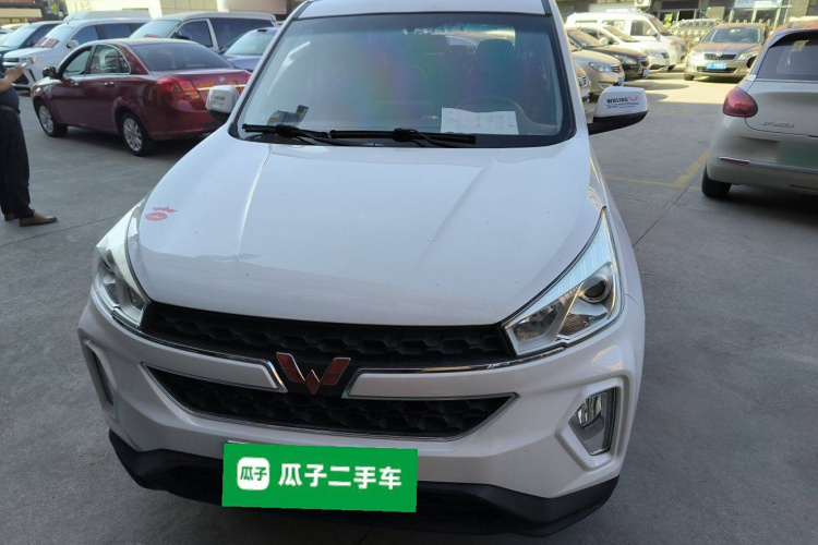 五菱汽车 五菱宏光S3 2018款 1.5L 手动豪华型 国V车身外观6001