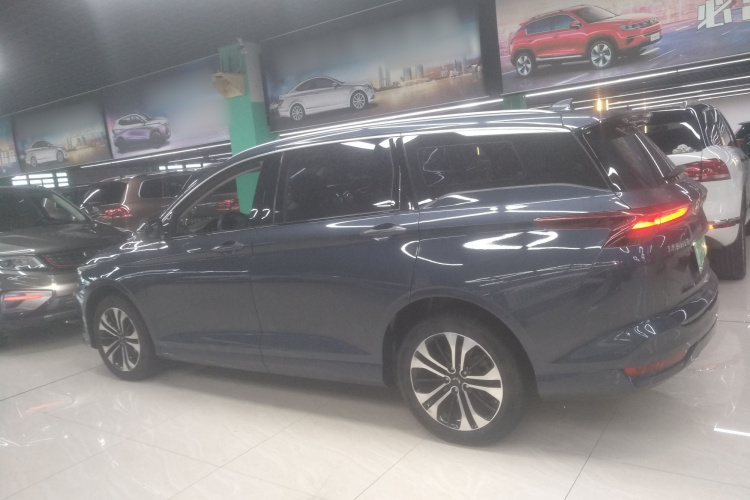 五菱汽车 五菱凯捷 2020款 1.5T CVT旗舰型车身外观4