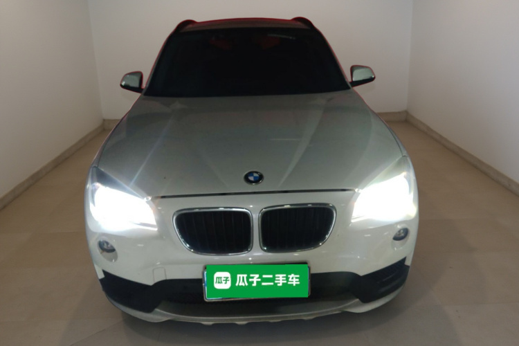 宝马X1 2015款 sDrive18i 时尚晋级版车身外观2