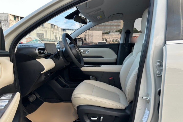 五菱汽车 五菱缤果PLUS 2024款 330km 五座版局部细节19