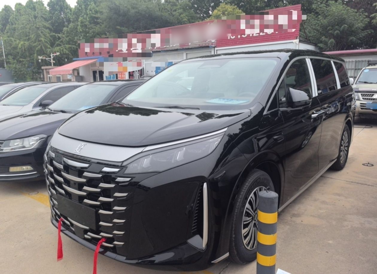 比亚迪 夏 2025款 DM-i 1.5T 180km 卓越型