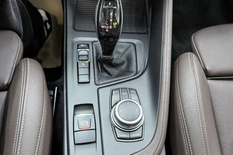 宝马X1 2022款 sDrive25Li 领先型局部细节18