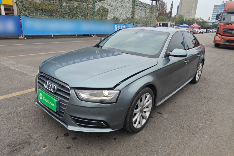 奥迪A4L 2015款 35 TFSI 自动标准型车身外观1