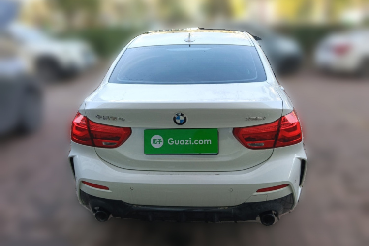 宝马1系 2022款 125i M运动曜夜版车身外观6