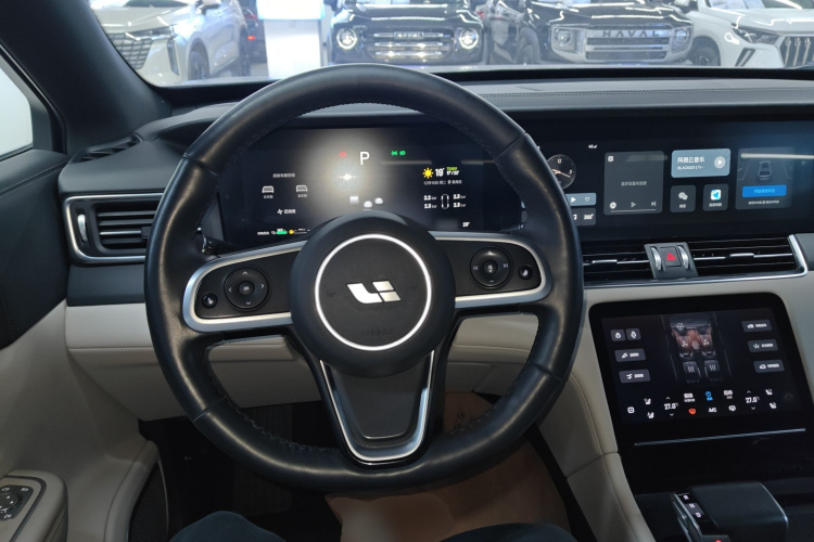 理想汽车 理想ONE 2020款 增程6座版中控内饰13